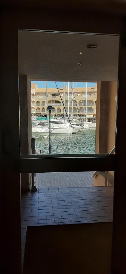 Les Iles D'Or Au Port De Hyeres Grand Studio Climatise Bagian luar foto
